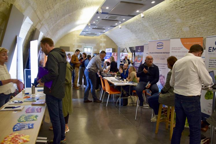 Le Summer Camp de la CPME de Charente avait lieu aux Ateliers Magelis à Angoulême. 64 exposants étaient présents.