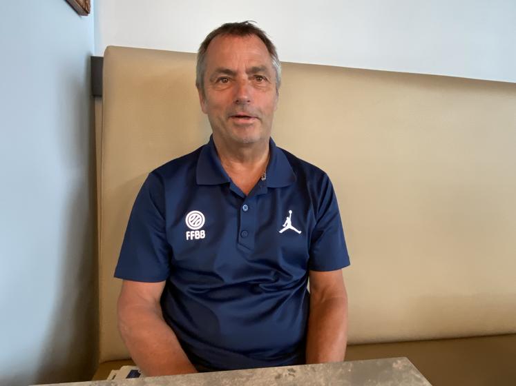 Pour Alain Salmon, vice-président de la fédération française de basket, "l'enjeu est que les clubs puissent accueillir tout le monde"