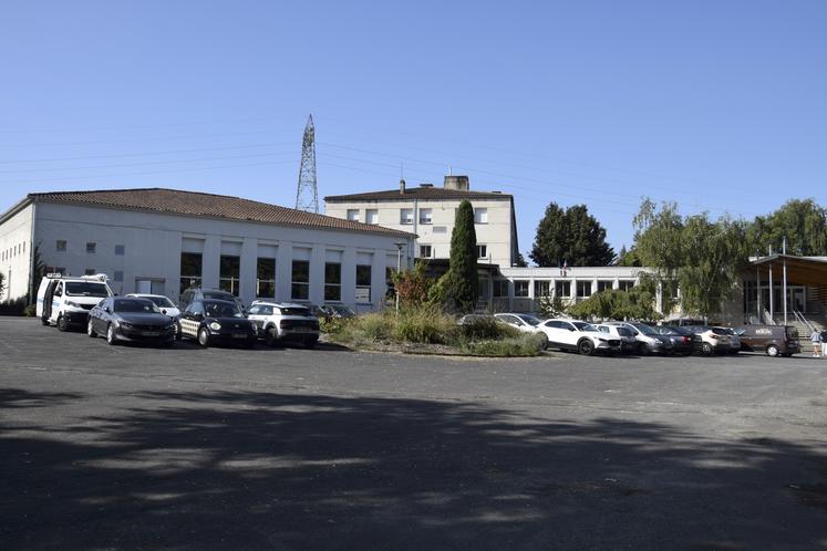 Les équipes du Campus agro-viticole de L'Oisellerie se préparent pour l'accueil des élèves.