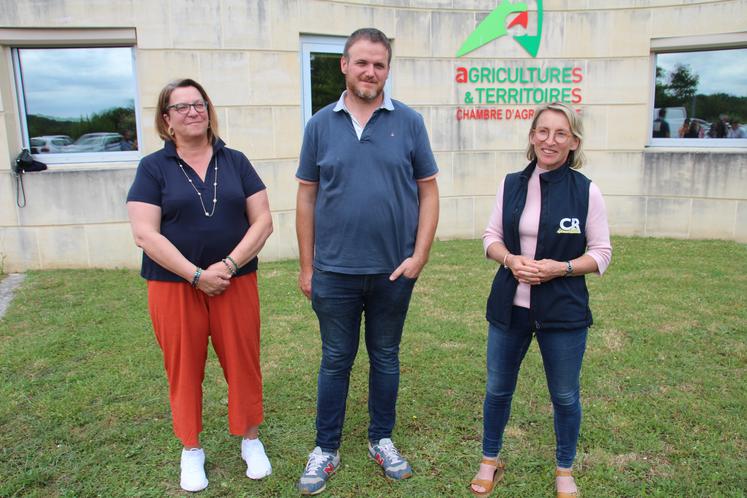 "Il faut entendre le désespoir des agriculteurs", dit Véronique Le Floc'h (à droite).