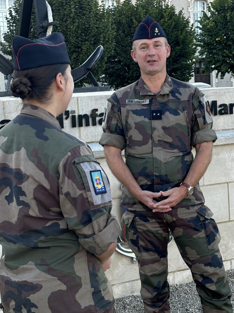 Le général connaît Poitiers pour avoir fait une bonne partie de sa carrière au RICM.