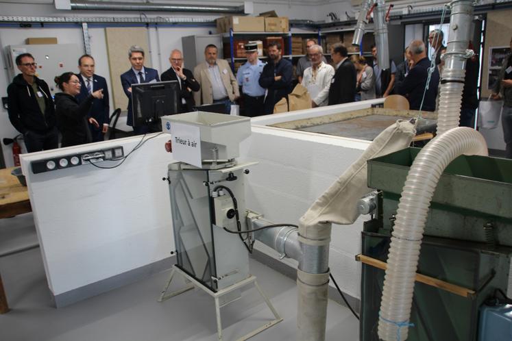 Les nouveaux équipements ont permis de faire face à l'augmentation de la taille des collections variétales analysées.