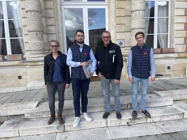 Aurélie Fleury, Benjamin Aucher, Laurent Lambert et Matthieu Grollier se sont entretenus avec Michel Stoumboff en visioconférence depuis la Préfecture.