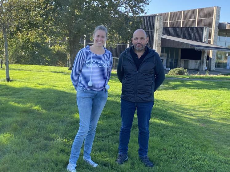 Catherine Gallard et Emmanuel Turpeau, les deux co-présidents de l'association des éleveurs Charolais des Deux-Sèvres.