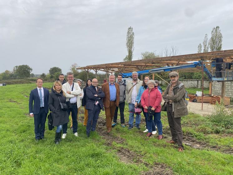 Le 17 octobre, une présentation du projet a été faite en présence des élus de la région, des représentants de l'État, du maire de Saint-Marc-la-Lande et des administrateurs DSNE.