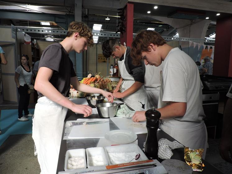 Les élèves du lycée des arts et métiers Marc Godrie de Loudun concocteront des recettes dégustées à la suite de la table ronde de 18h30.