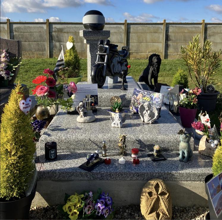 Joli départ, pompes funèbres indépendante mise sur la personnalisation des obsèques.