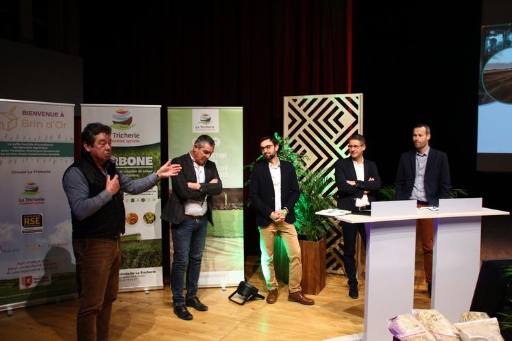 Les témoignages ont été unanimes pour souligner les qualités humaines et professionnelles de Baptiste Breton (à droite), sur le point d'entamer une nouvelle carrière professionnelle.