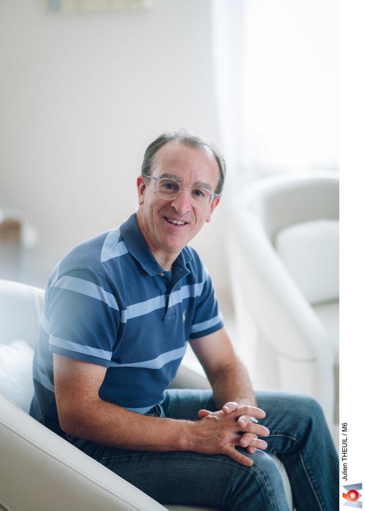 Samuel est viticulteur.