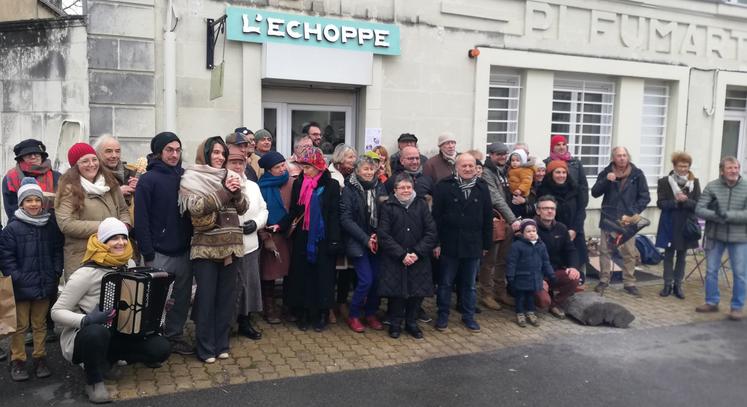 L'Échoppe a ouvert l'année dernière en lieu et place de La Poste de Pleumartin, sous la houlette de l'Atelier des possibles.