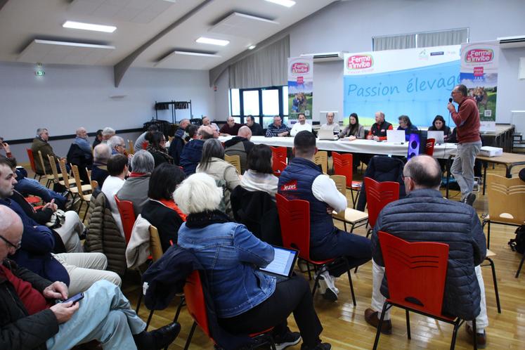 Les organisateurs ont choisi de mettre en avant les éleveuses du département pendant le salon.