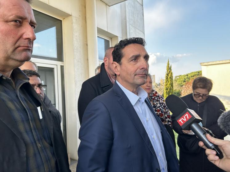 Bernard Layre a été élu président de la Chambre d'agriculture régionale par 39 voix contre 26. La CR dénonce une trahison de la part des OPA (organismes professionnels agricoles).