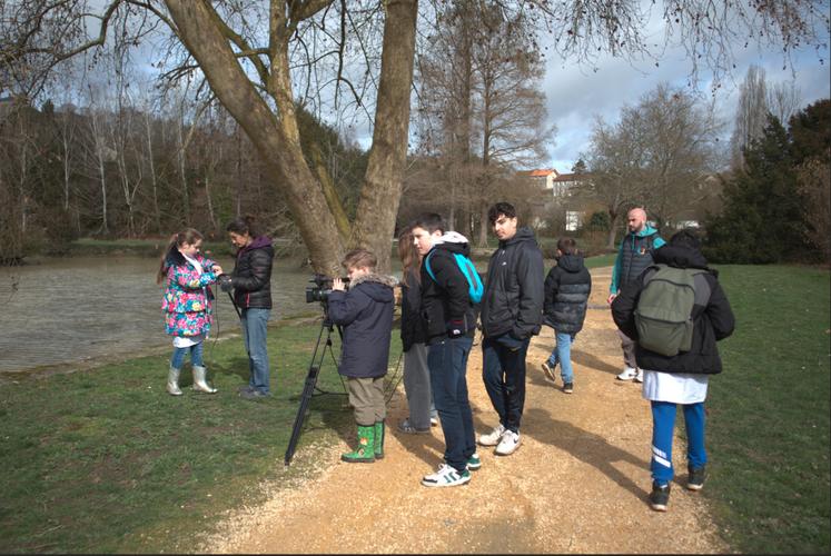 Les jeunes des MJC de Montmorillon et Saint-Savin était en tournage à Chauvigny.