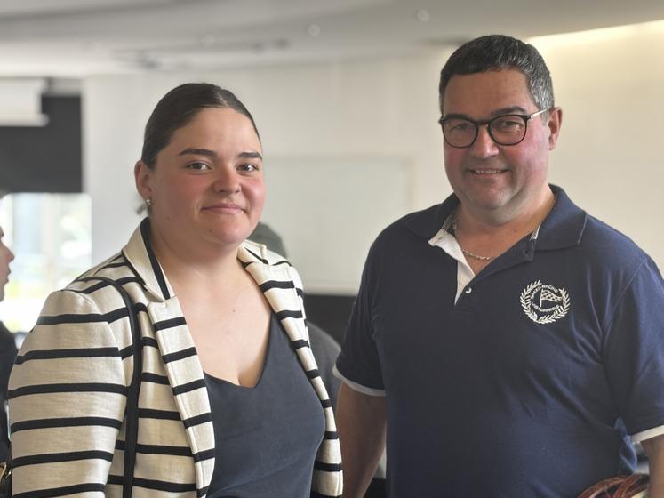 Bénédicte et Dominique Cron cherchent un associé.