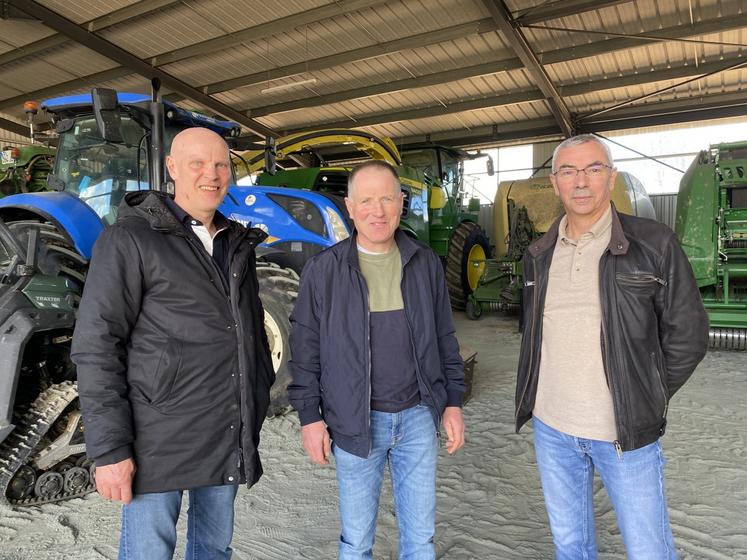 Olivier Marquis, président de la FdCuma 79, Jérôme Audurier, président de la Cuma la Fontaine et Pascal Chantepie, directeur FdCuma 79.
