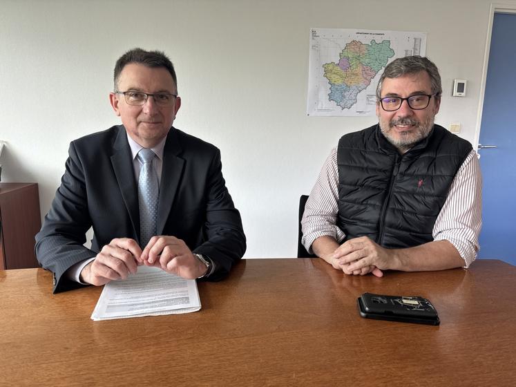 Hervé Servat, directeur de la DDT (direction départementale des territoires) et Jean-Sébastien Scholl, chef du service Économie agricole.