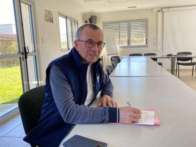 Éleveur de bovins Angus à Saint-Georges-de-Noisné, Jean-Marie Gautier est délégué MSA avant tout.