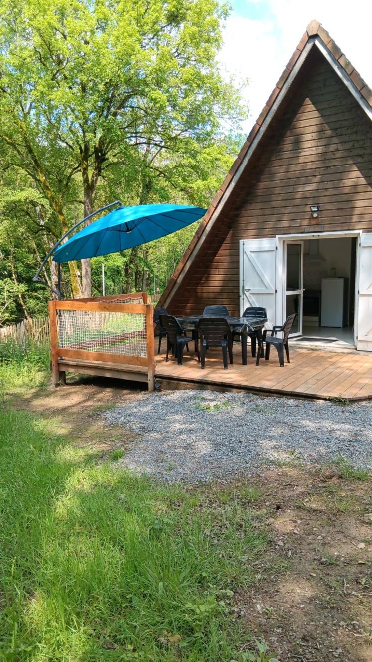 Quatre chalets sont actuellement disponibles à la location pour 4 à 5 personnes par chalet.
