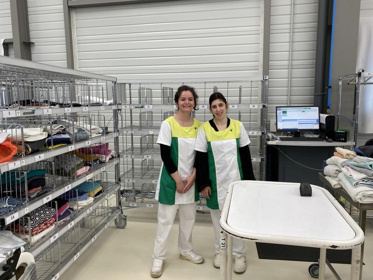 Leslie et Tania ont validé leur reconnaissance des acquis de l'expérience (RAE), une étape importante dans l'autonomisation des personnes handicapées.