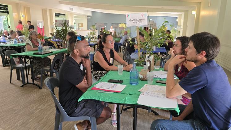 Les échanges de 8 mn ont permis une première prise de contact entre producteurs et professionnels des métiers de bouche.