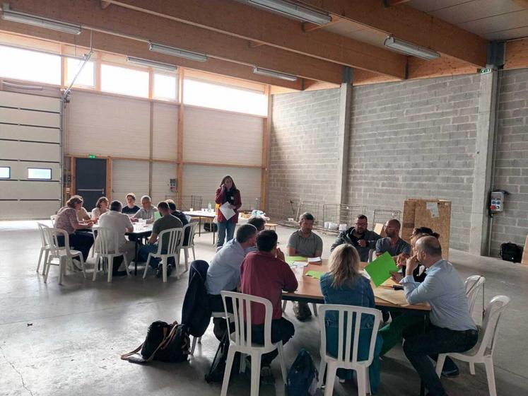 18 participants se sont retrouvés lors du rendez-vous de juin 2025. Parmi eux, des professionnels de la métallurgie, de la menuiserie, de la pharmacie... 45 pistes d'échanger des matériaux ont été identifiées. 38 rendez-vous d'affaires entre ces mêmes entreprises ont ensuite permis d'affiner ces pistes.