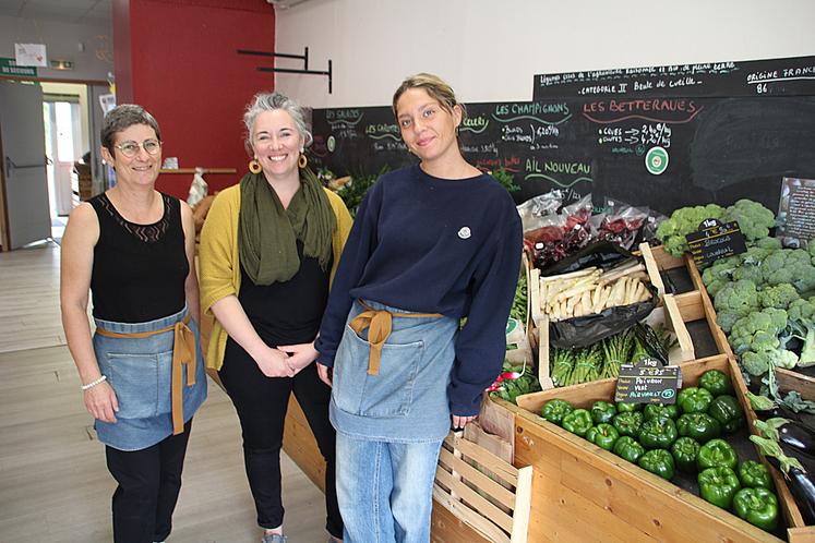 Au Maraîcher du Moulin, on propose des colis avec des produits locaux pour faire des recettes chez soi. 