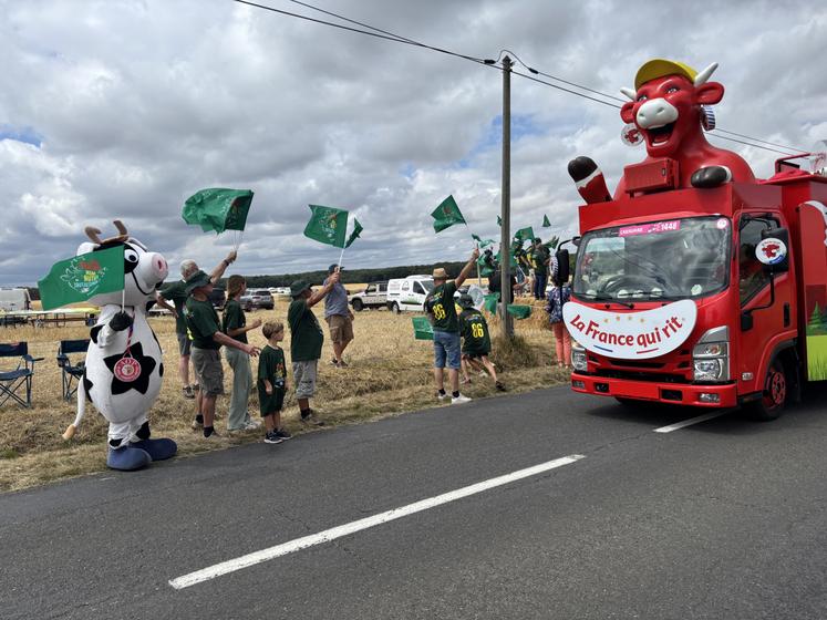 Une vingtaine de véhicules étaient dans la caravane du Tour.