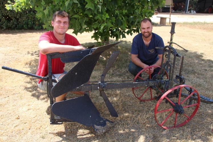 La charrue, un des plus anciens outils agricoles,... mais qui n'a cessé d'évoluer. Heureusement pour les agriculteurs !