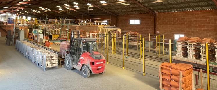 La Tuilerie Lambert a fabriqué 2,8 millions de tuiles et accessoires l'an dernier.