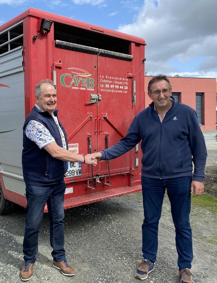 T. Bodet et A. Proust. La vente date du 1er juillet.