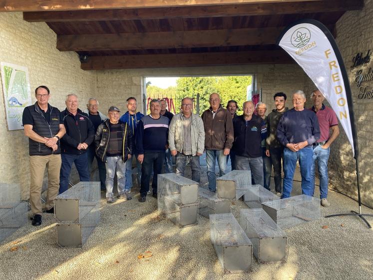 Les syndicats ont reçu gratuitement des cages à ragondins. 