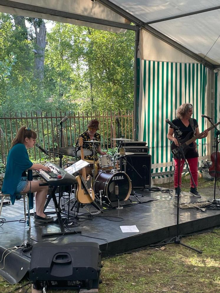 Des concerts ont été organisés tout au long de l'été. Prochain concert: vendredi 10 octobre.