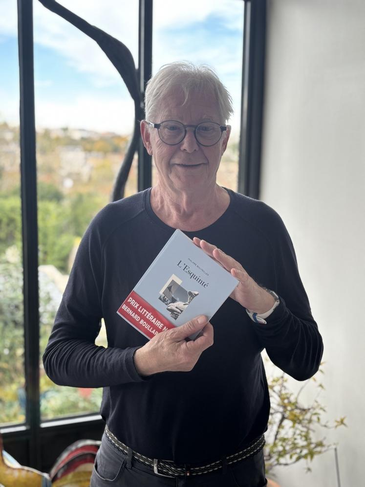 L'Esquinté vient de recevoir le prix littéraire normand Bernard Boullard.