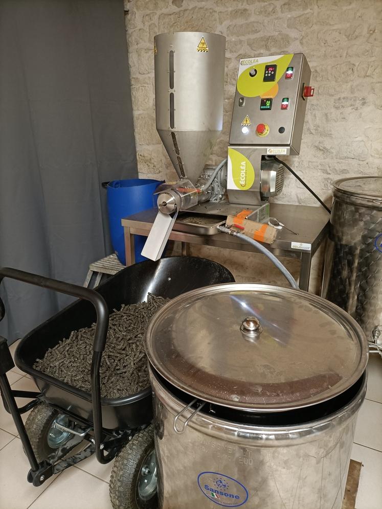 La formation comprend une partie sur une exploitation.