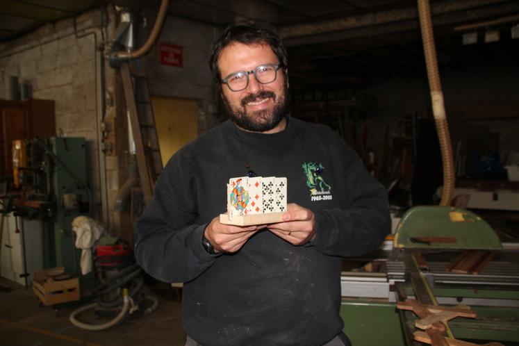 Clément Michel se prépare activement pour les marchés de Noël de Vouillé, le samedi 13 décembre et de Coussay-les-Bois, dimanche 21 décembre.