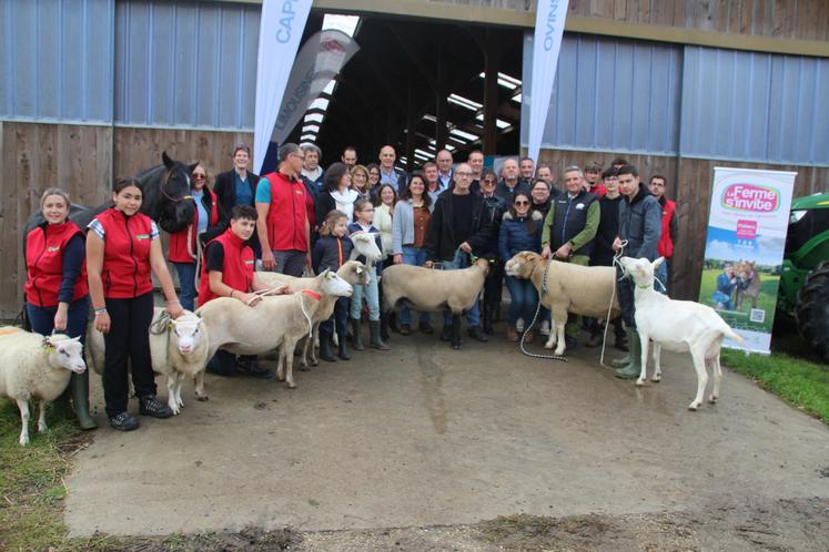 Les organisateurs de la Ferme s'invite se sont réunis au lycée agricole de Montmorillon pour lancer l'édition 2025 de La Ferme s'invite.