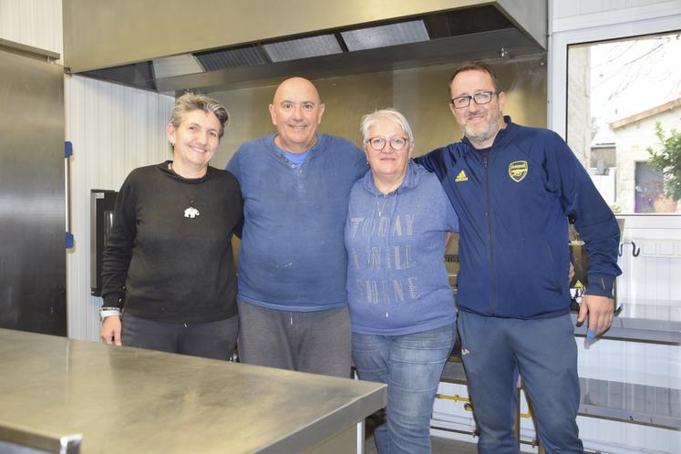 De gauche à droite : Cécile Maudet, Jean-Marie Maudet, Babeth Vilneau et Kévin Faudry.