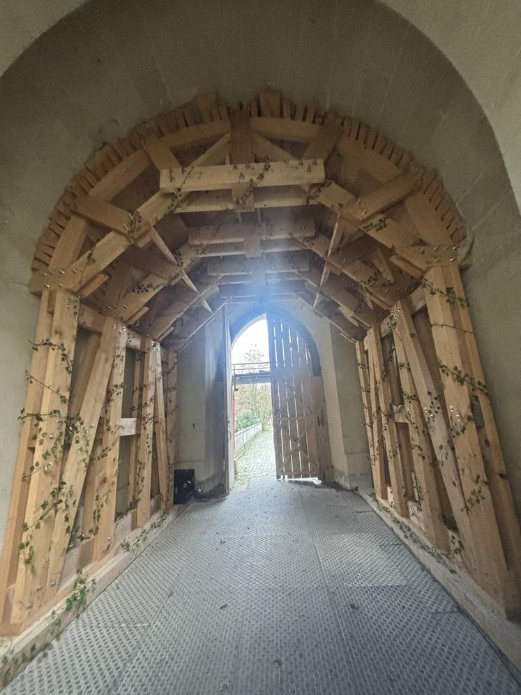 La voute de l'entrée du château a été renforcé