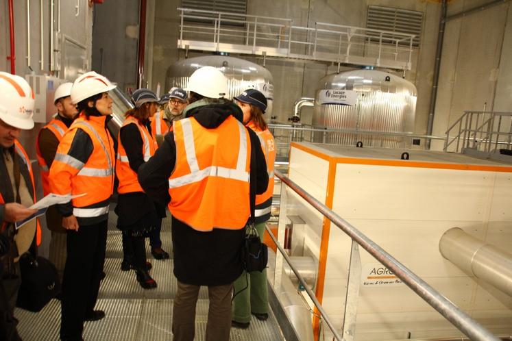 La chaufferie valorise des résidus issus d'exploitation forestière dans un rayon de 100 km.