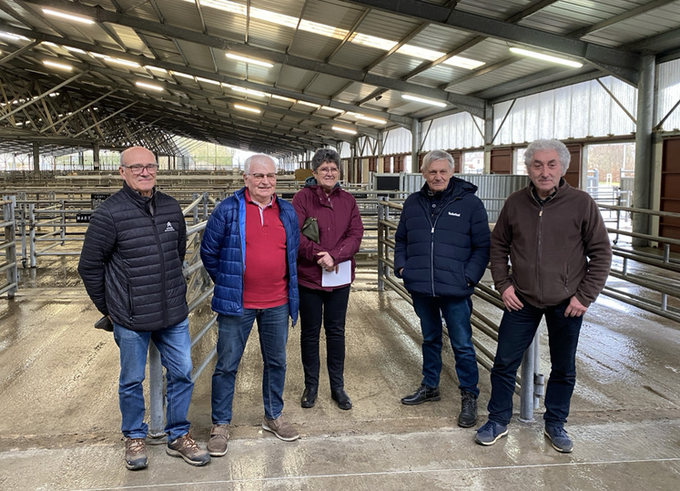 La décision n'a pas été prise de gaieté de cœur pour le bureau de Festiv'Agri : les vice-présidents Christian Enard et Roland Bellivier, le président Bernard Proust, les secrétaires Suzette Quintard et Bernard Barillot.