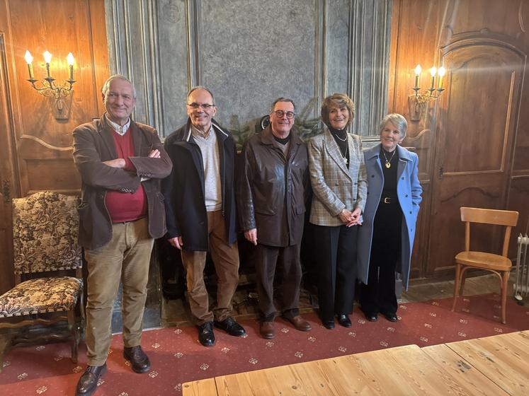 Signature de la convention entre la Fondation du Patrimoine et l'association des amis de l'abbaye de Bassac.