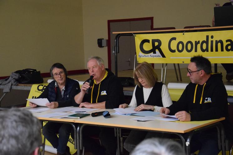 Frank Olivier a salué les adhérents de la CR16, "agriculteurs qui donnent de leur temps pour la défense des exploitants".