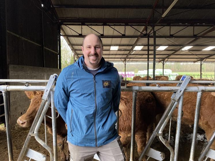 Jonathan Viaud a grandi aux Fosses, et est élu du Conseil municipal depuis 2014.