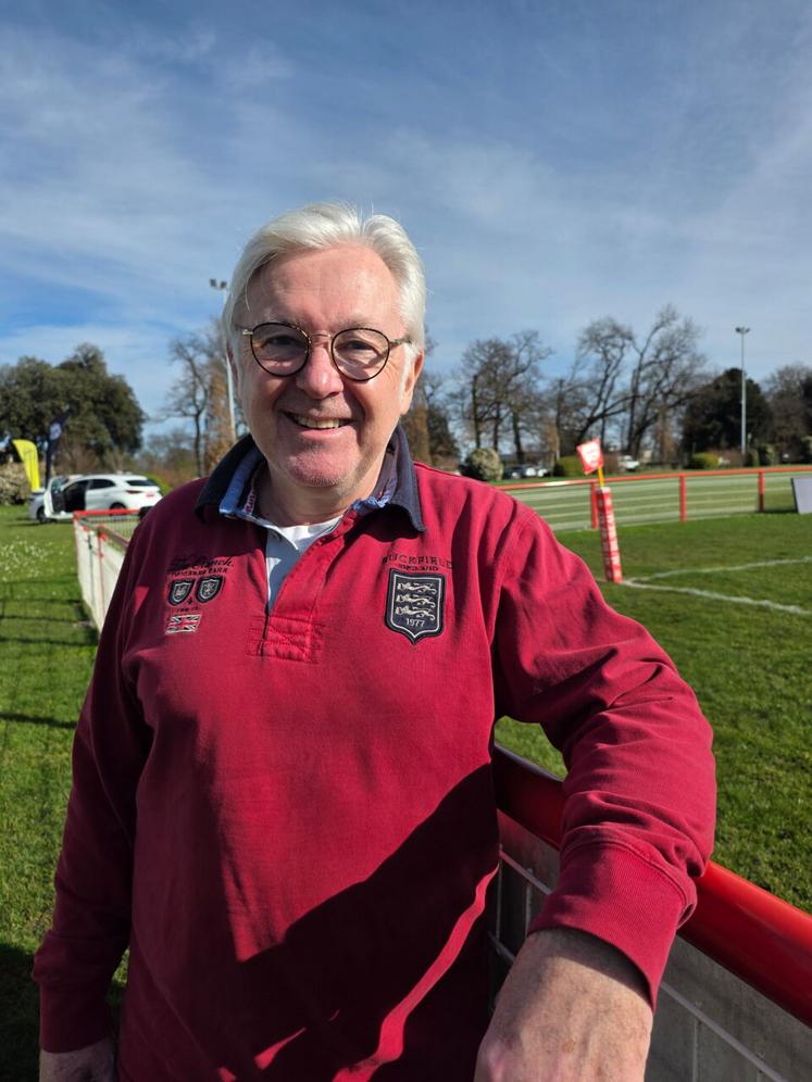Yves Adol est un supporter inconditionnel du rugby cognaçais.