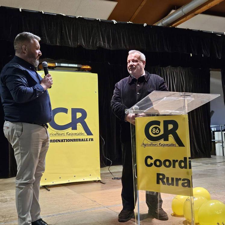 Périco Légasse est intervenu pendant l'AG.