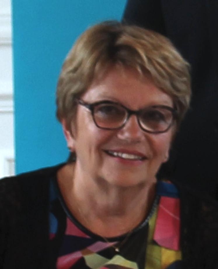 Rose-Marie Bertaud maire Vivonne élections municipales