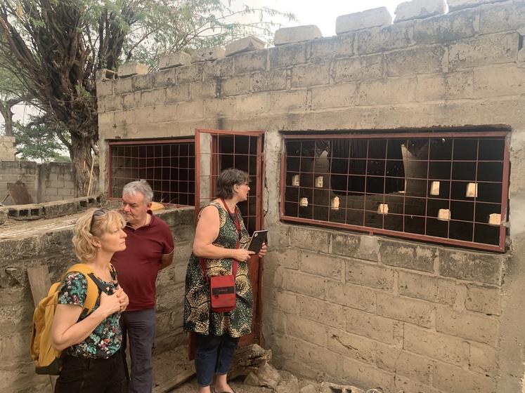 Jean-Frédéric Granger et Nathalie Doussaint constatent de nettes évolutions dans les élevages caprins qu'ils suivent, au Sénégal.