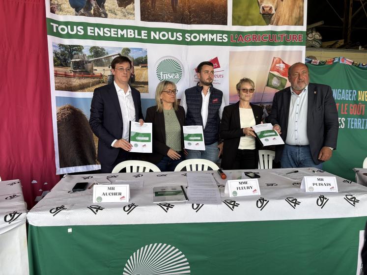 Une quarantaine d'amendements à la loi d'urgence agricole ont été remis aux parlementaires. 