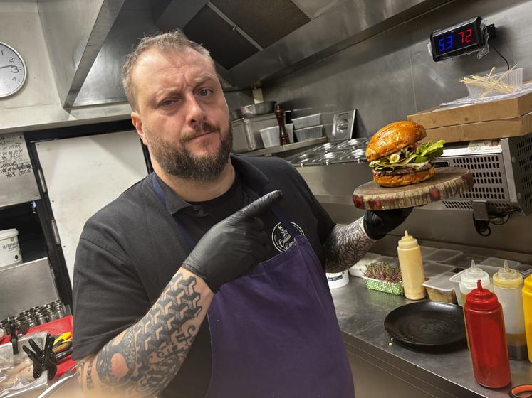 Olivier Leclerc avait réalisé il y a quelques mois un burger "Smash Mercosur".