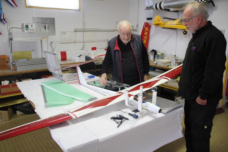 Il est possible de venir construire son modèle dans l'atelier de l'aéroclub.
